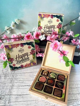 Happy Birthday 9 Pralinen