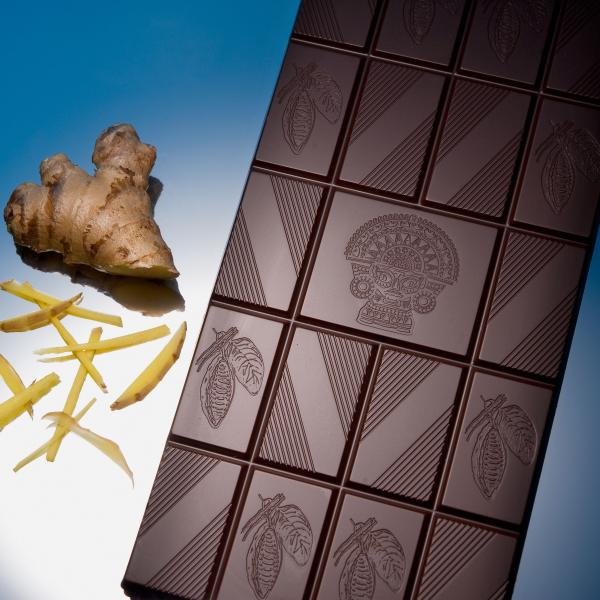 Eine sortenreine Criollo 67 % Edel-Zartbitterschokolade mit Ingwer